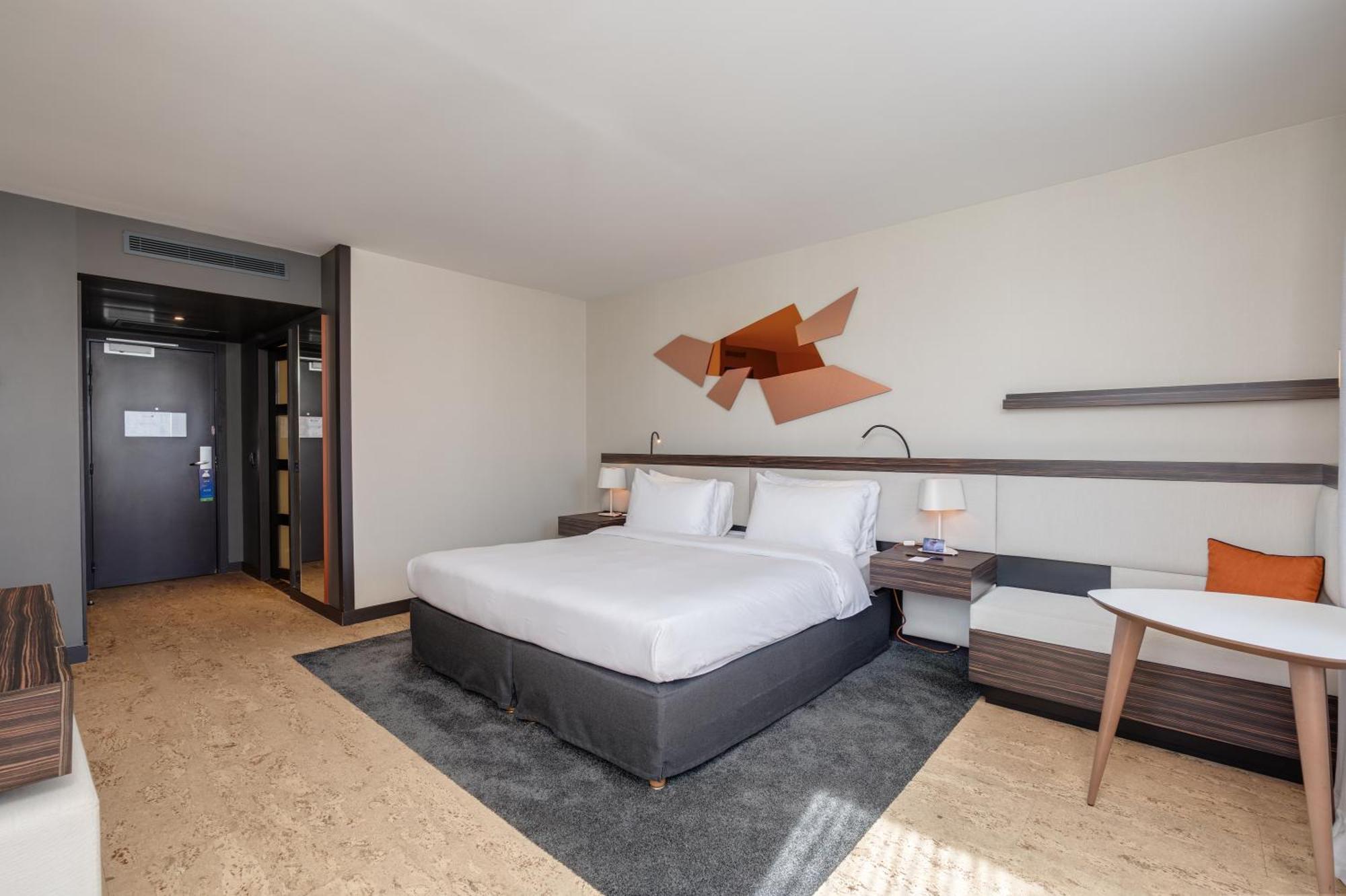 Radisson Blu Hotel, Paris Boulogne ภายนอก รูปภาพ